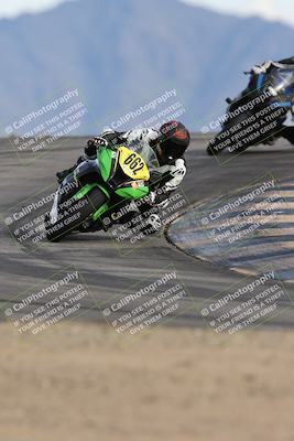 media/Nov-16-2025-Race Pace (Sun) [[8c5fa54630]]/Verified Riders/8-Turn 12 (120pm)/